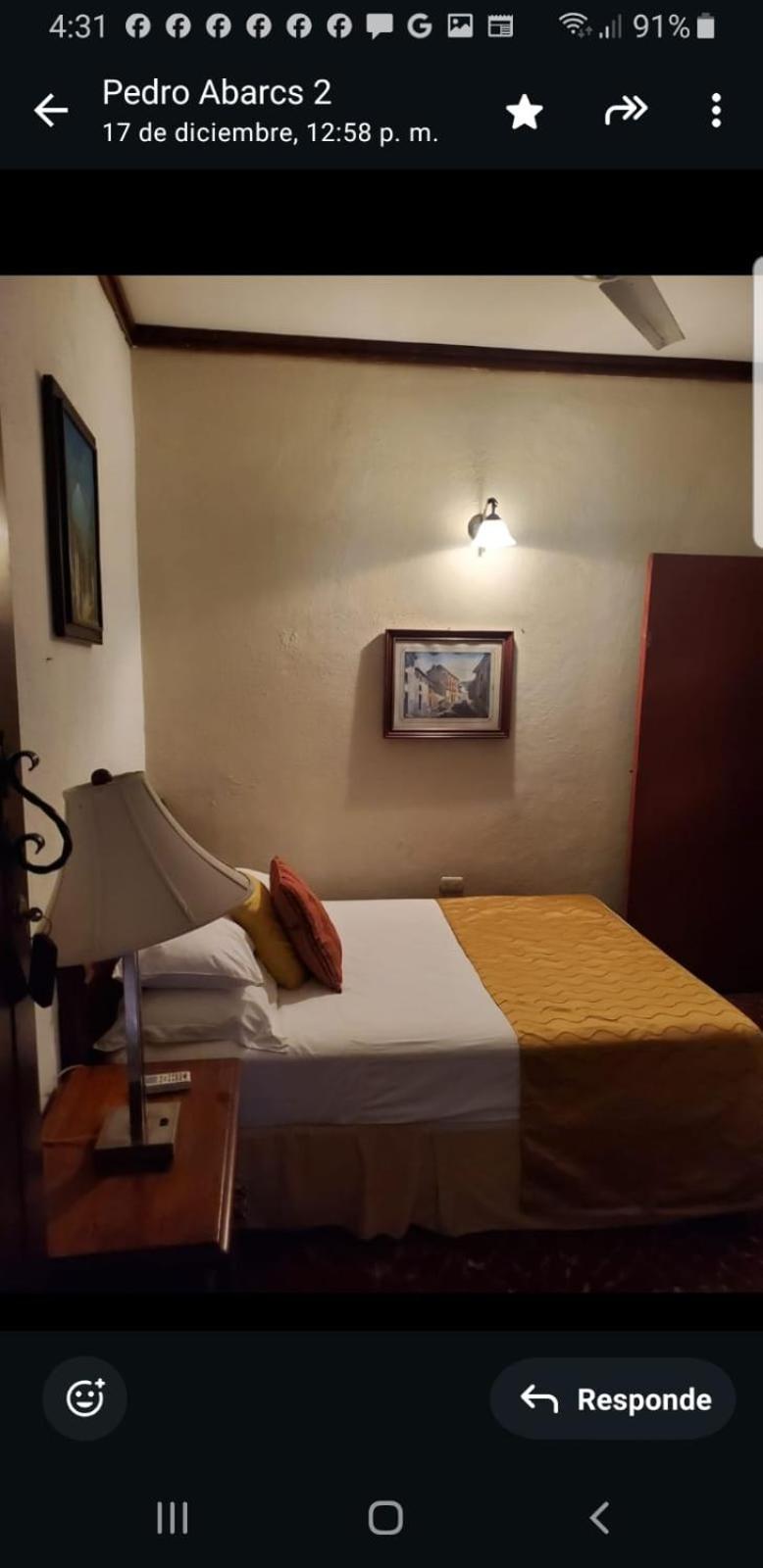 Hostal Fuente Castalia, B Y B Leon Luaran gambar